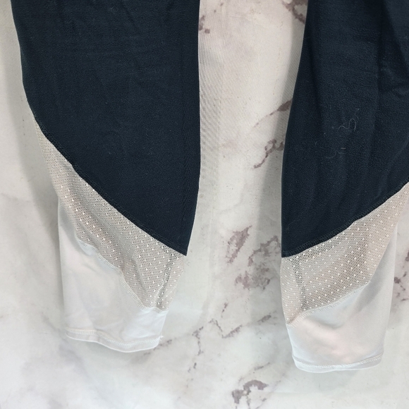 Athleta Leggings Womens Medium Green White Mesh Salutation Colorblock Power Vida - Picture 9 of 13